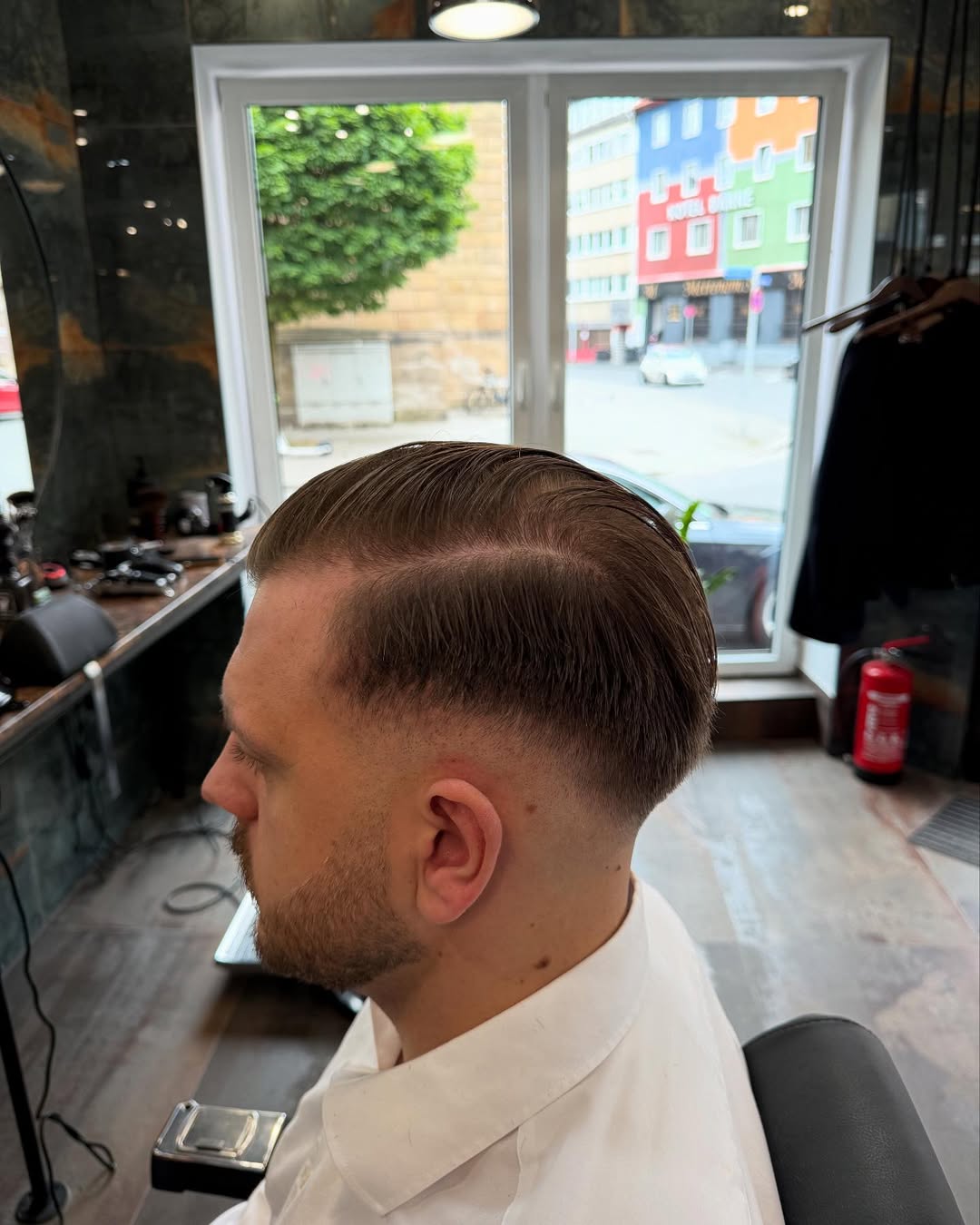 Klassischer Sidepart mit Blick auf die Hochstraße